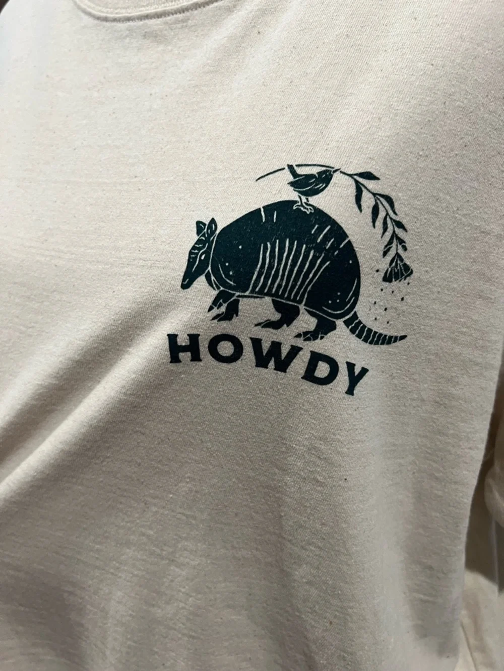 Christy Dawn Farm to Closet Rare Howdy Armadillo Regenerative Cotton T-Shirt XL - Picture 4 of 8